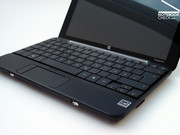 With a price of around 400.-, the netbook lies also in the classy range.