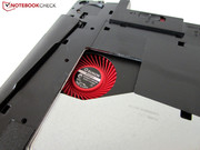 The secondary GT 755M's fan is bright red.