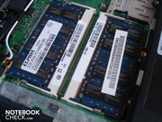 Both RAM slots are occupied by a 2048 MByte DDR2-RAM each.
