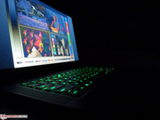 Contrary to Alienware, Razer does not exaggerate the illumination.
