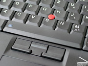 The touch pad/trackpoint combination offer familiar qualities, especially the trackpoint offers excellent input comfort.