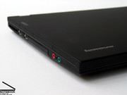 The ports provided on the Thinkpad X300 are very conveniently placed around the housing of the notebook.
