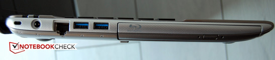 Left: Kensington lock, power socket, RJ45 LAN, 2x USB 3.0, Blu-Ray drive