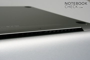 The air circulation and dissipation takes place only over the back side as in all Macs.