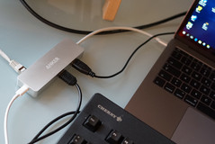 2 x USB 3.0, 전력 전달 및 기가비트 LAN이있는 Kensington USB-C 허브