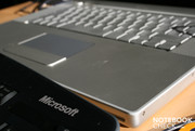 Both Microsoft and Mac OS X got along with each other during the tests (Windows and keyboard).