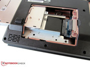 The secondary 2.5-inch frame is hidden under the optical drive.
