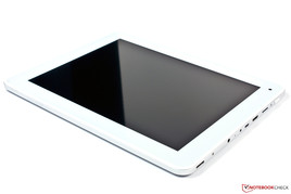 A 9.7-inch IPS panel.