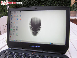 Outdoor use Alienware 13