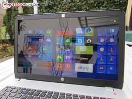 HP Envy 15-j011sg outdoors