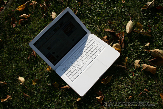 Apple MacBook 10-2009