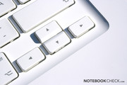 The single-key keyboard is comfortable in use and does not clatter.