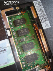 1 GByte DDR2 RAM are built in, a maximum of 2 GBytes are possible