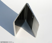 In Review: Apple Macbook Air 11 inch 2010-10