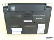 While the Sony Vaio VGN-SR41M/S is not among the most silent, its bottom side also does not become too heated.