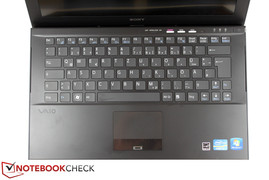Review Sony Vaio VPC-Z21Q9E/B Subnotebook - NotebookCheck.net Reviews