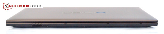 Front: Card reader (MMC, RSMMC, MS, MS Pro, MS Duo, SD, Mini SD, SDHC, SDXC)