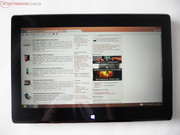 The weight of 1.55 kg is quite heavy for a tablet PC and affects the ease of use.