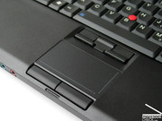 The touchpad/trackpoint combination of the Lonovo Thinkpad W500 offers the usual qualities.