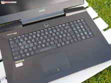 Clevo P870DM