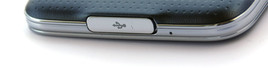 Bottom: microphone, USB 3.0 port