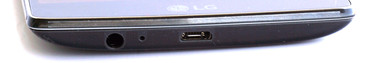 Lower edge: Micro-USB 2.0 (SlimPort), 3.5 combo audio jack