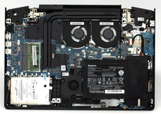 Lenovo Ideapad Y700 (Source: Laptopmedia.com)