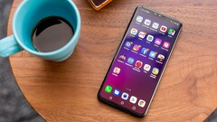 The LG V40 ThinQ. (Source: Mashable)