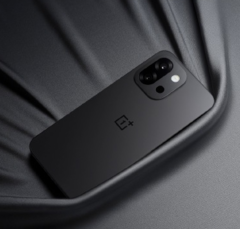 The OnePlus 13T in Cloud Ink Black. (Image Source: Digital Chat Station on Weibo)