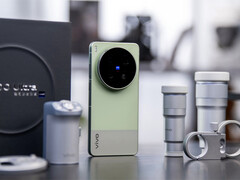 The Vivo X300 Ultra in one of its launch colours.