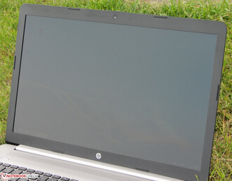 HP 470 G7 outdoors; photo taken while overcast