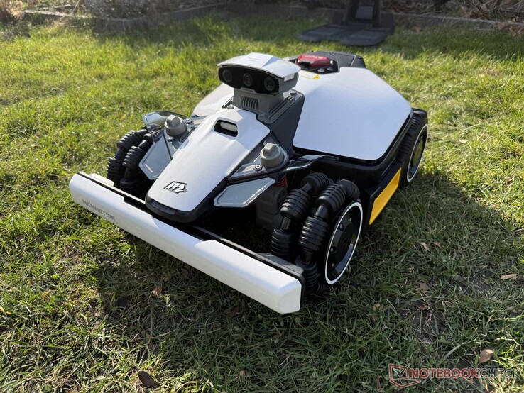 Mammotion Luba mini 2 AWD 1000 review