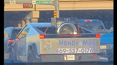 Cybertruck drives with washing machine plugged into the bed outlets (Image source: DallasTexasTV/IG)