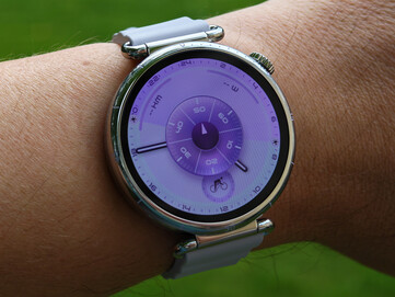 GT 6 (41 mm) outdoors