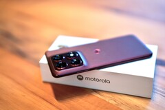 The Motorola Edge 70 Pro is slim, yet it still features a large battery and wireless charging.