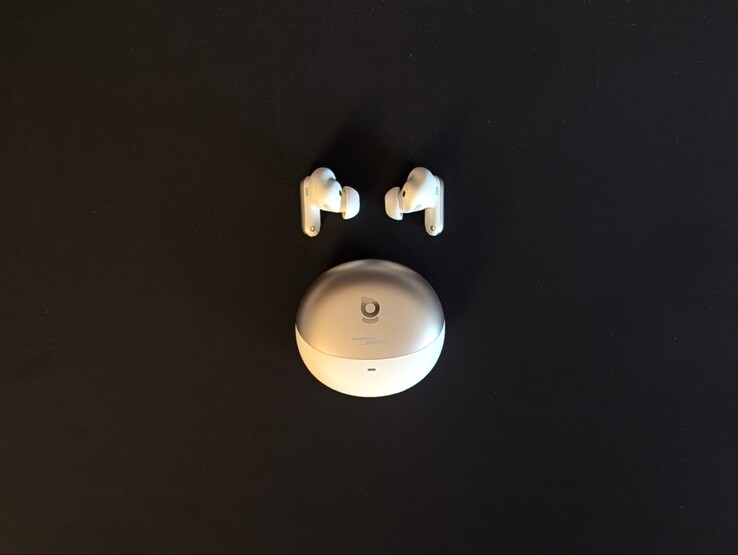 Baseus Inspire XP1 earbuds with the charging case