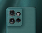 The Edge 50 has reached Europe in Koala Grey, Jungle Green and Peach Fuzz colour options. (Image source: Motorola)