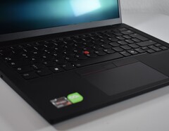Unequal treatment: How Lenovo makes the AMD variant of the ThinkPad P14s Gen 5 worse (Image source: Benjamin Herzig/Notebookcheck)