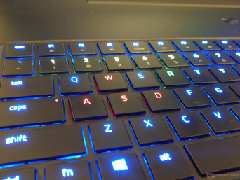 Individually-lit RGB keys and preset settings depending on the game
