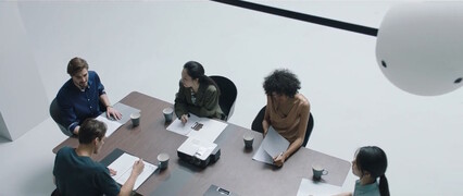 Supports video calling (image source: product video screenshot)