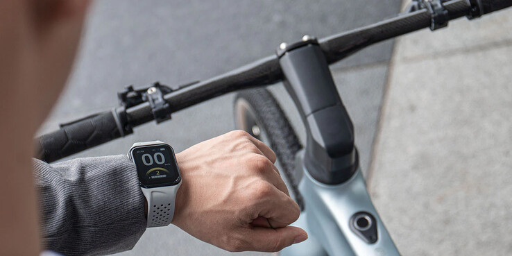 The Fiido Mate Watch can connect to the Air e-bike. (Image source: Fiido)