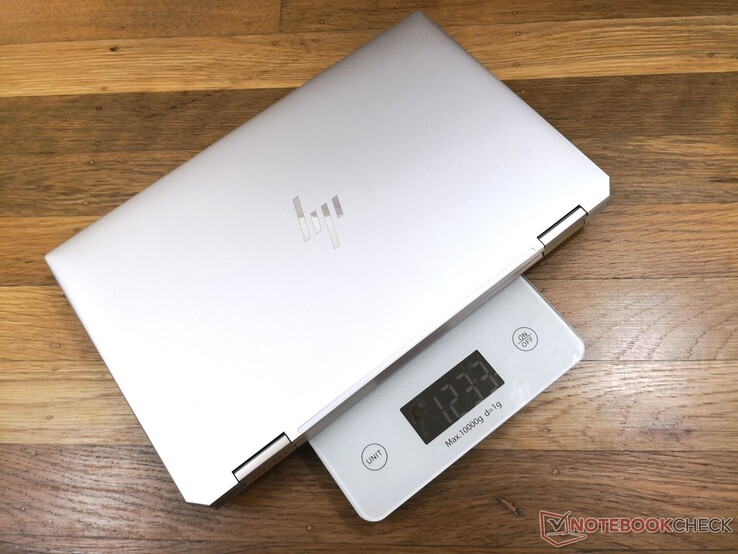 In reality, the laptop weighs just over 300 grams heavier at 1233 g