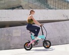 ONEBOT S2 foldable electric bicycle weighs 39 lbs (~18 kg). (Image source: ONEBOT)