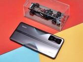 The Redmi K50 Gaming is also sold in a limited-availability Mercedes-AMG Petronas F1 Edition model. (Source: Ice Universe)