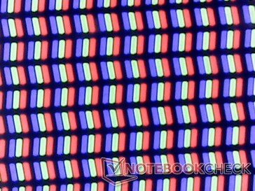Crisp RGB subpixel array