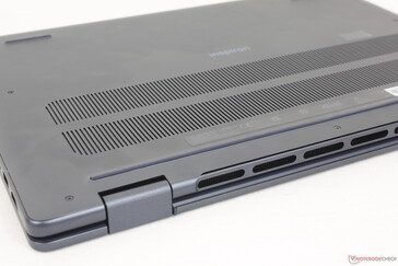 Rear edge is now flatter and with larger ventilation grilles
