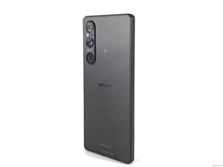 Sony Xperia 1 V review - Premium smartphone with unrivaled equipment and  Zeiss cameras -  Reviews