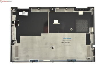 Magnesium bottom panel