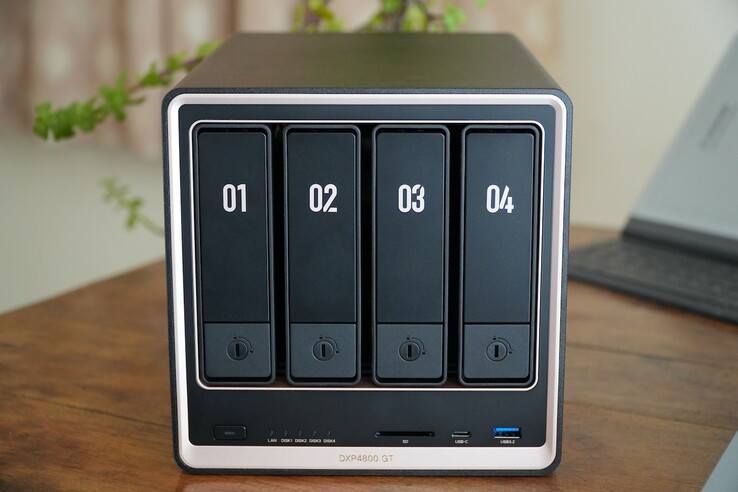 The Ugreen NASync DXP4800 GT offers dual 10 GbE ports