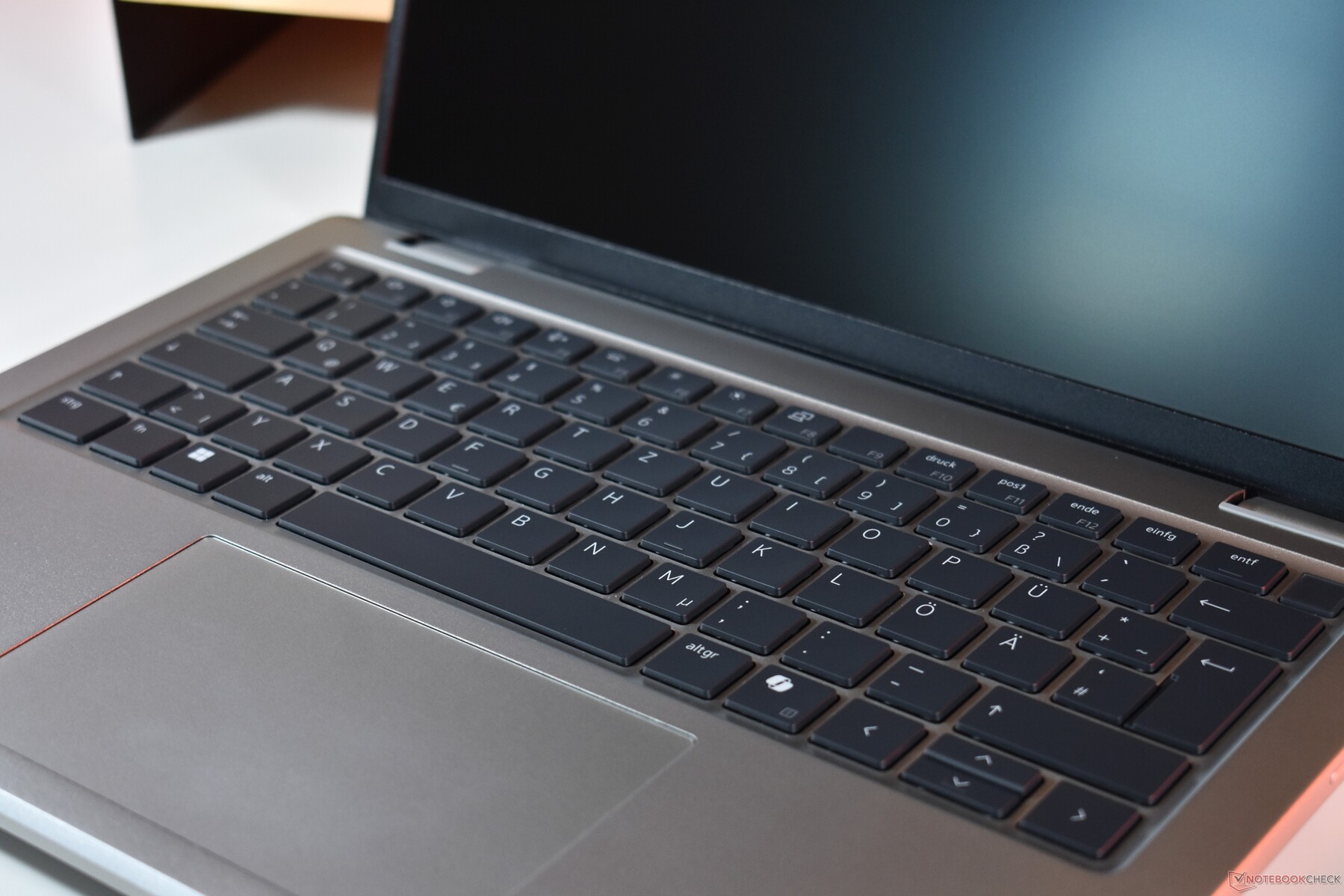 Dell Pro 14 Plus AMD: Keyboard